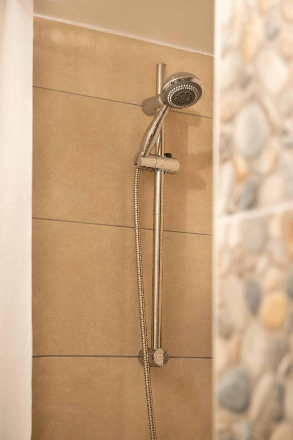 אתונה Filopappou Decent Apartment מראה חיצוני תמונה