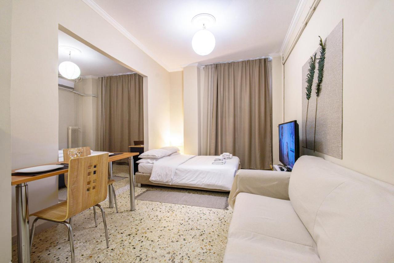אתונה Filopappou Decent Apartment מראה חיצוני תמונה