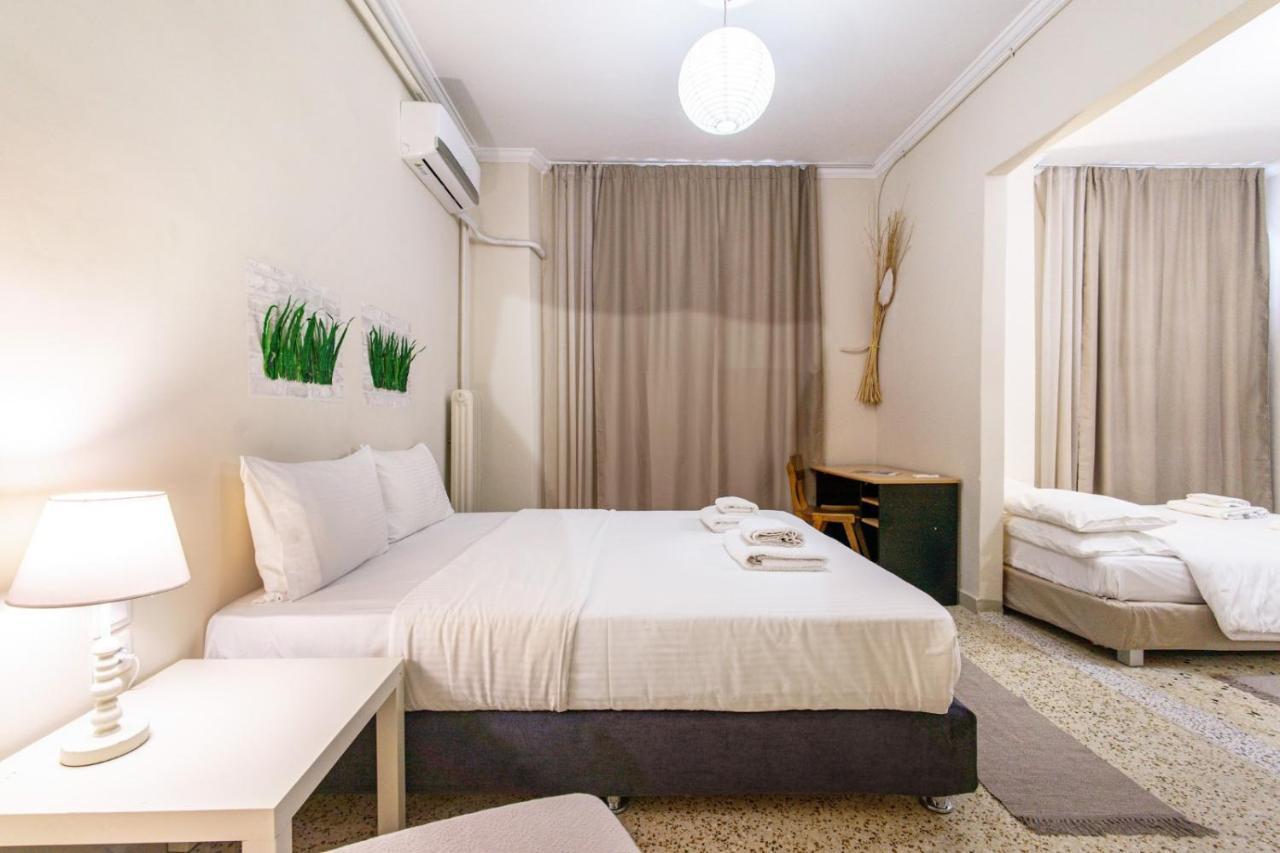 אתונה Filopappou Decent Apartment מראה חיצוני תמונה