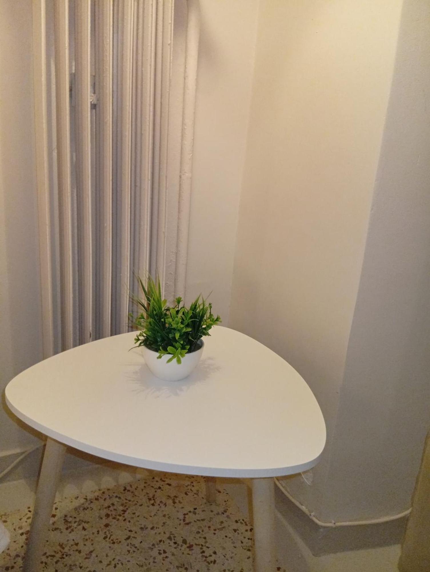 אתונה Filopappou Decent Apartment מראה חיצוני תמונה