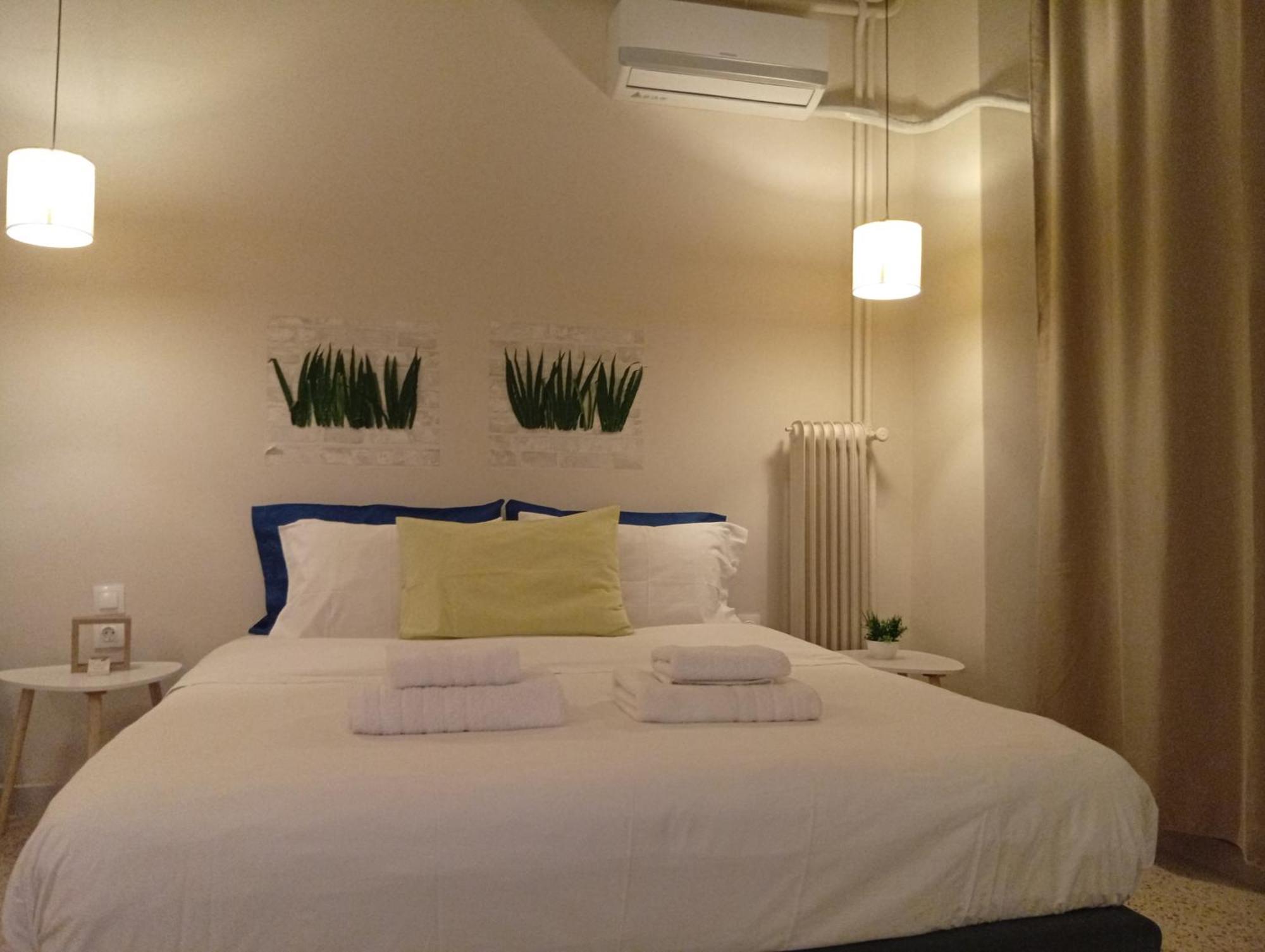 אתונה Filopappou Decent Apartment מראה חיצוני תמונה