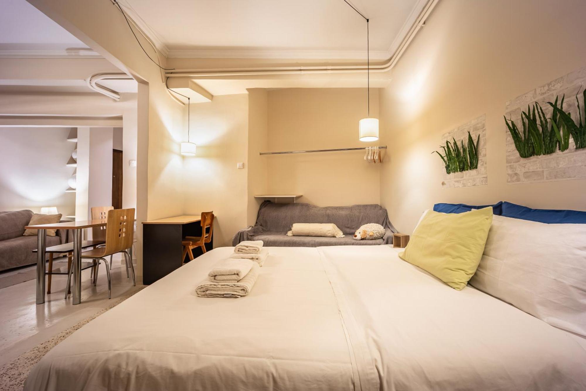 אתונה Filopappou Decent Apartment מראה חיצוני תמונה